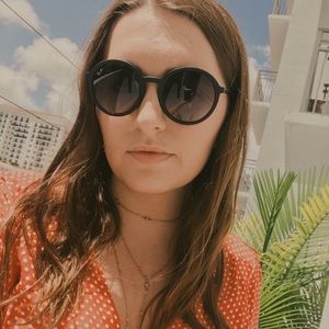 Meet your Posher, Brooke